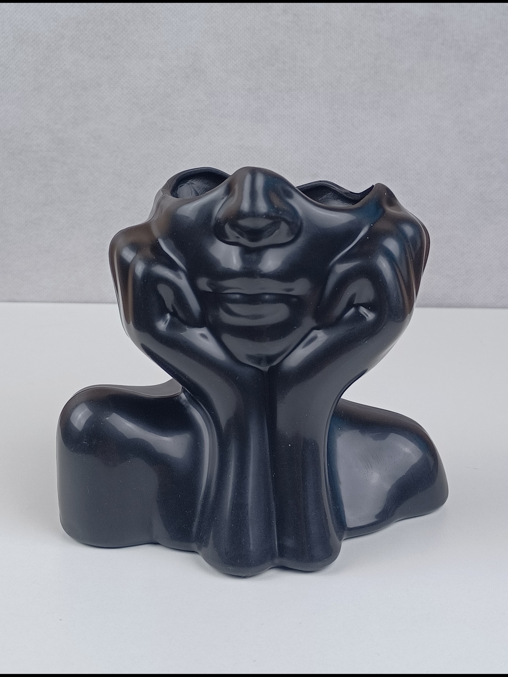 Abstract Sculptural Makeup Organizer Vase - Black